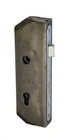 kazeta 260x80x40mm,na profil 40x30mm so zámkom,rozteč 90mm ,obojstranný